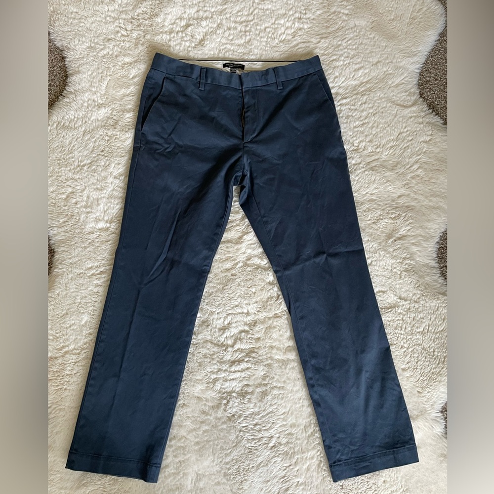 Used Banana Republic Men's - Aiden Slim Fit - Blue Chinos